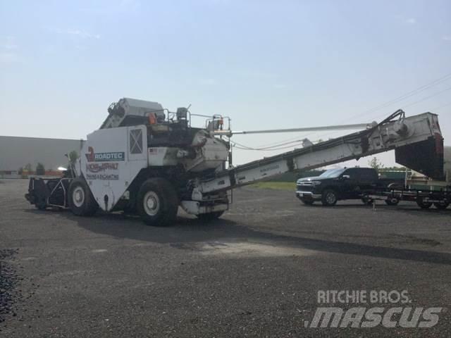 Roadtec SB2500 MTV (Material transport vehicle)