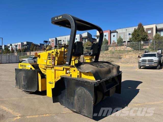 Sakai GW751 Yhdistelmäjyrät