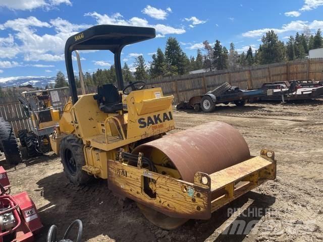 Sakai SV201D Yksivalssijyrät
