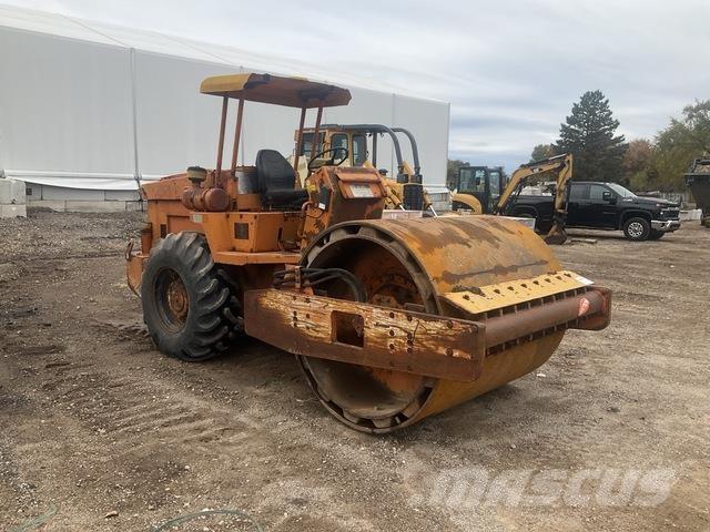 Sakai SV70TF Yksivalssijyrät