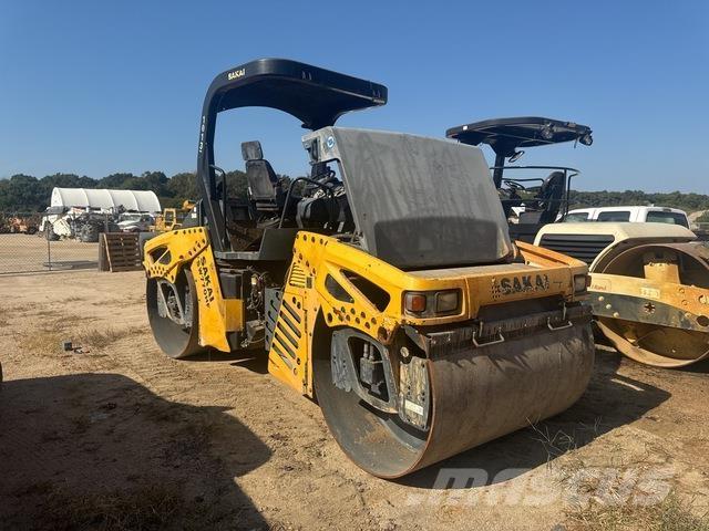 Sakai SW770HF Yksivalssijyrät