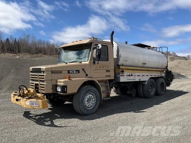 Scania 113H Betonikuorma-autot