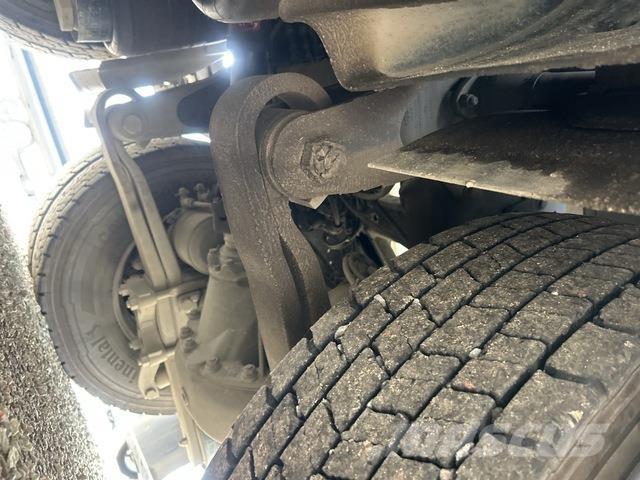 Scania P320 Paine-/imuautot