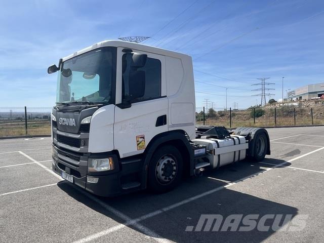 Scania P410 Vetopöytäautot