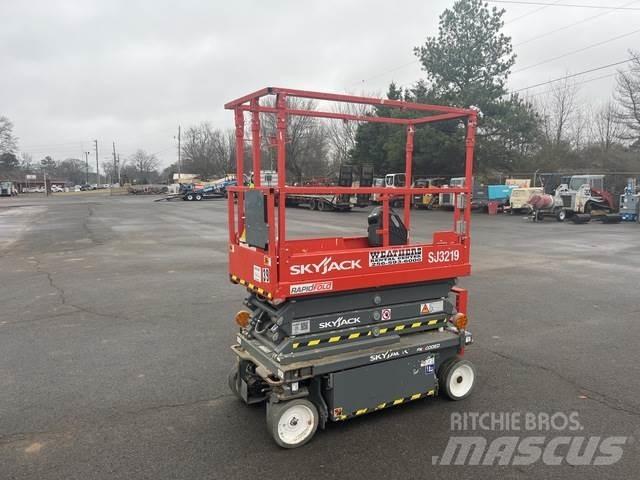 SkyJack SJ3219 Saksilavat
