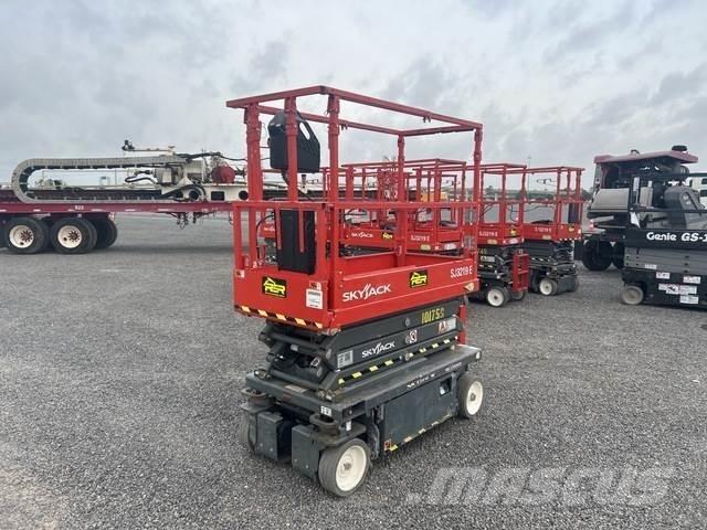 SkyJack SJ3219 Saksilavat