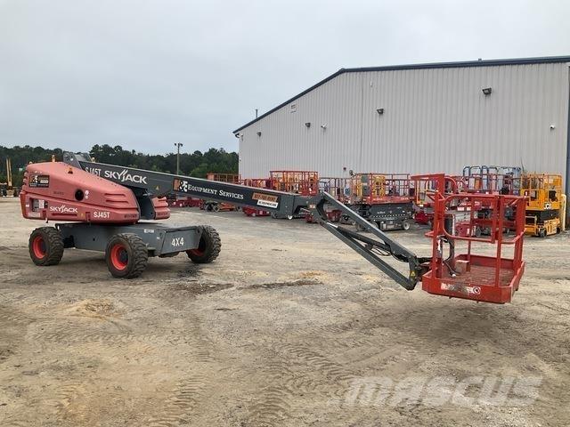 SkyJack SJ45T Teleskooppipuominostimet