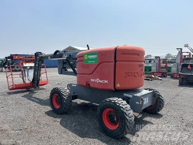 SkyJack SJ46AJ Kuukulkijat