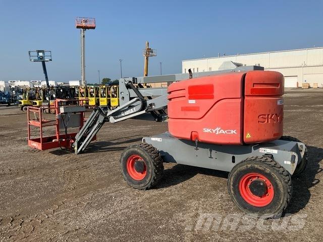 SkyJack SJ46AJ Kuukulkijat