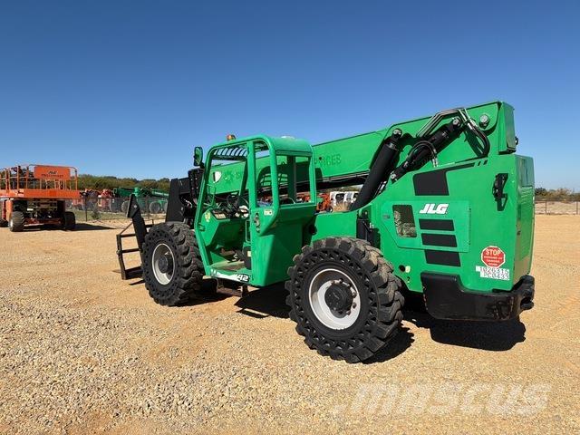 SkyTrak 10042 Kurottajat