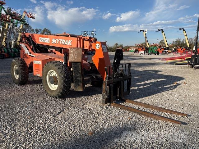 SkyTrak 10054 Kurottajat