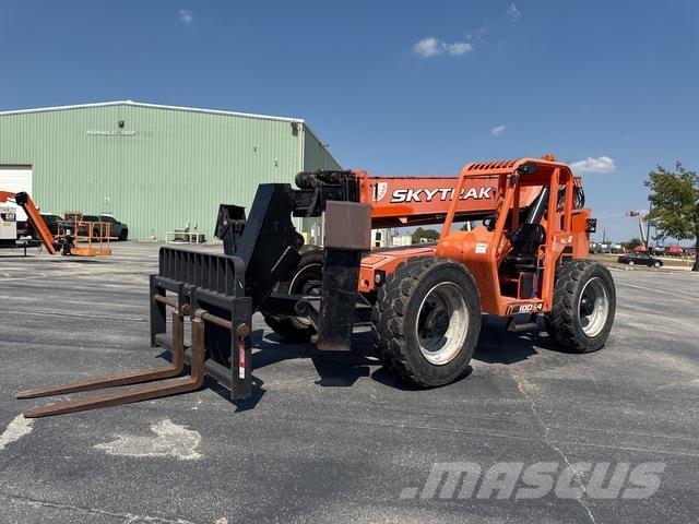 SkyTrak 10054 Kurottajat