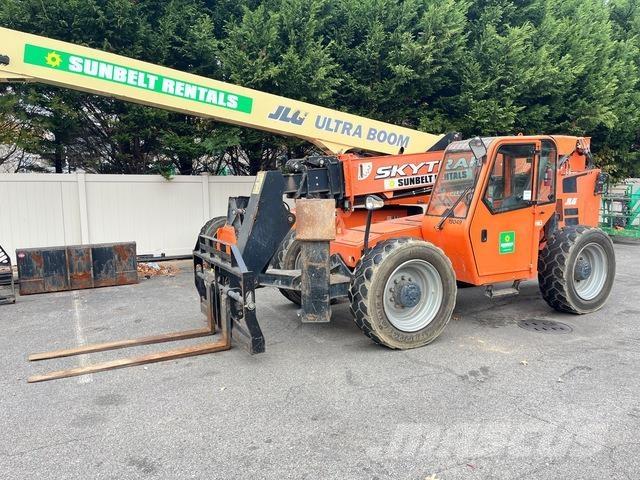 SkyTrak 10054 Kurottajat