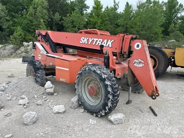 SkyTrak 8042 Kurottajat