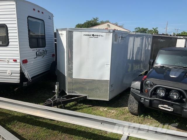  South River Umpikoriperävaunut