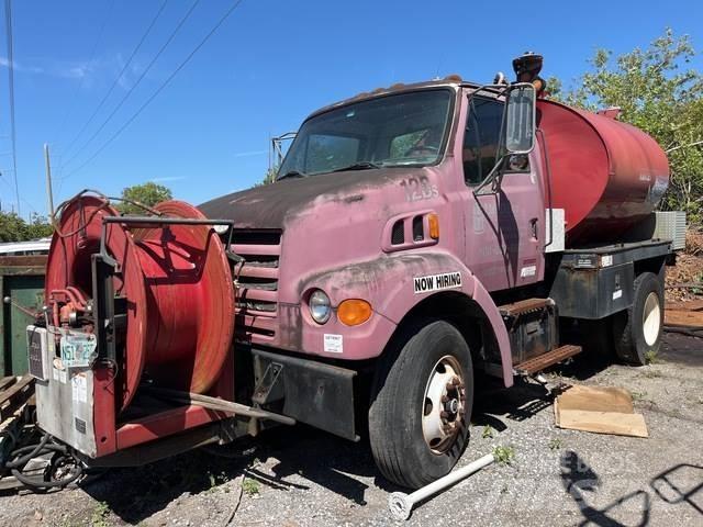 Sterling L7500 Paine-/imuautot