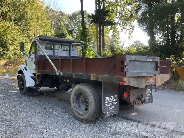 Sterling L7500 Sora- ja kippiautot