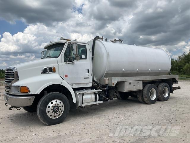 Sterling L9500 Paine-/imuautot