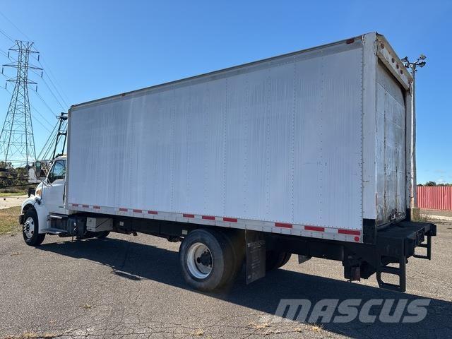 Sterling M7500 Umpikorikuorma-autot