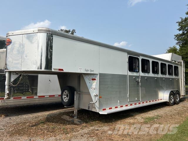Sundowner  Eläinkuljetusperävaunut