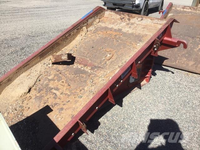  Syntron MF400 Syöttölaitteet