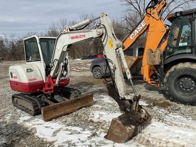 Takeuchi TB240 Telakaivukoneet