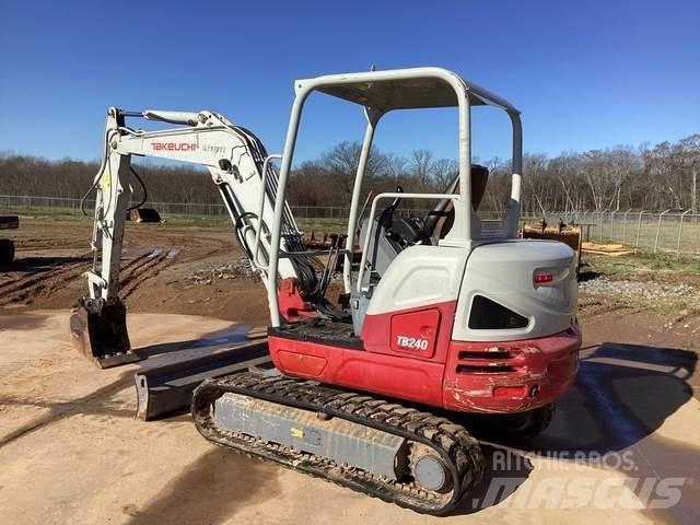 Takeuchi TB240 Telakaivukoneet
