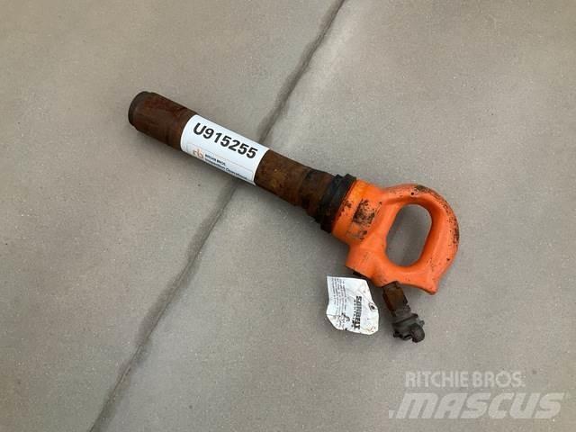  Tamco RB133 Muut koneet
