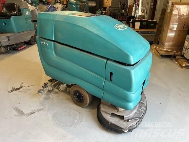 Tennant 5680 Yhdistelmäkoneet