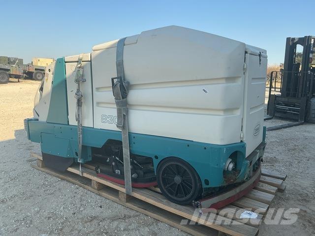 Tennant 8300 Yhdistelmäkoneet