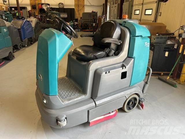 Tennant T12 Yhdistelmäkoneet