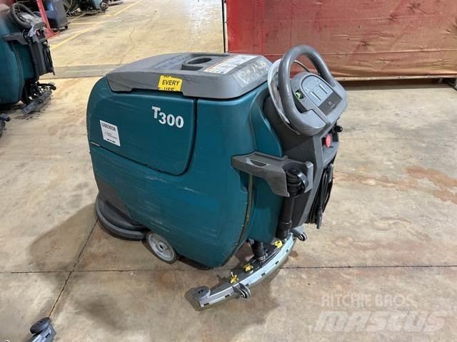 Tennant T300 Yhdistelmäkoneet