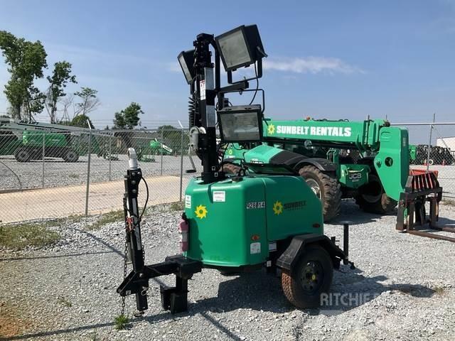Terex RL4 Valopylväät