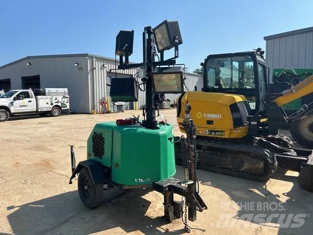 Terex RL4 Valopylväät