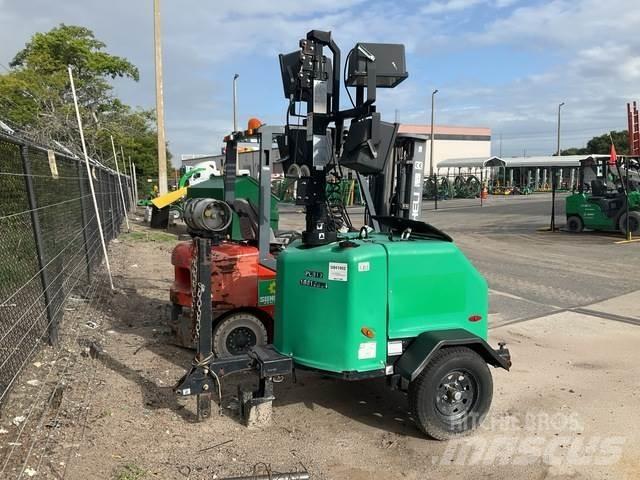 Terex RL4 Valopylväät