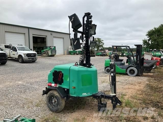 Terex RL4 Valopylväät