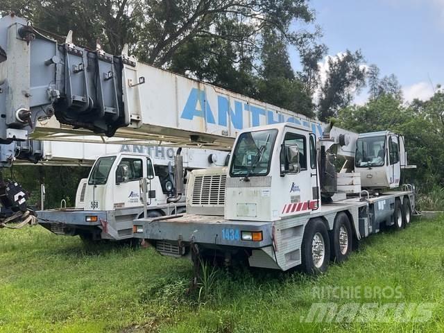 Terex T775 Tela-alustaiset nosturit