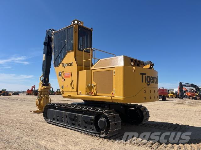 Tigercat 875E Nivelpuomikuormaajat