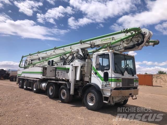 TOR T-63120-2 Betonipumppuautot