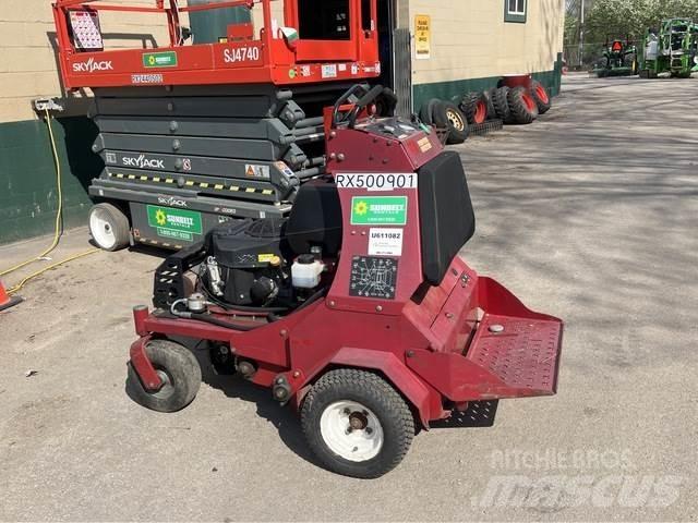 Toro 23518 Ilmastajat ja sammaleenrepijät