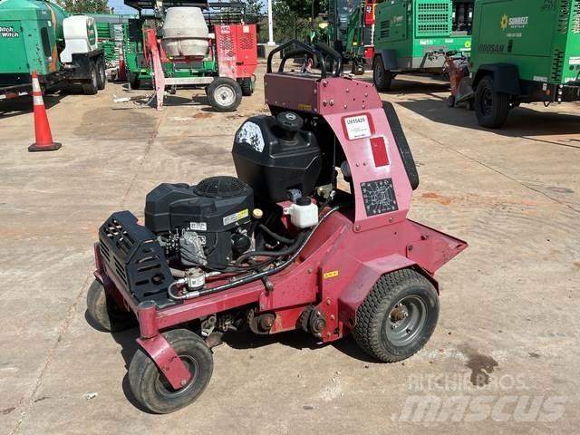 Toro 29521 Ilmastajat ja sammaleenrepijät