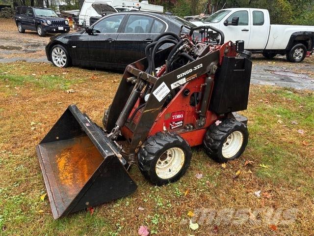 Toro Dingo 322 Liukuohjatut kuormaajat