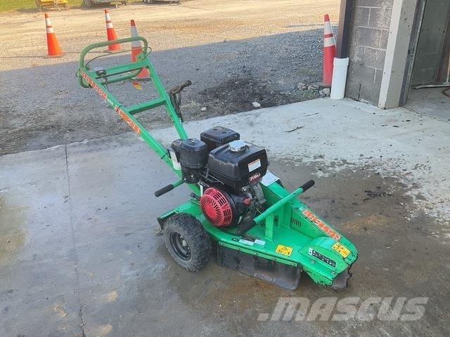 Toro SGR-13 Kantojyrsimet