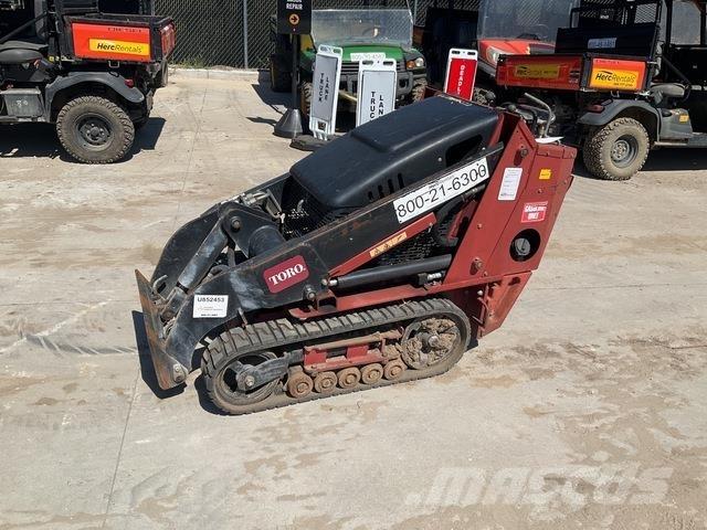 Toro TX427 Liukuohjatut kuormaajat