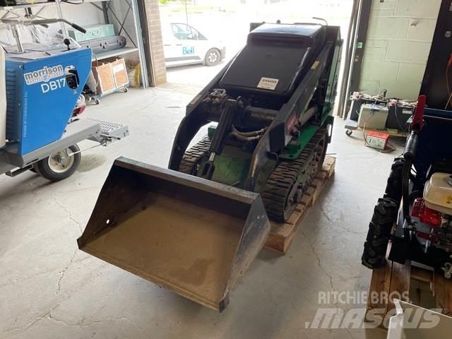 Toro TX525 Liukuohjatut kuormaajat