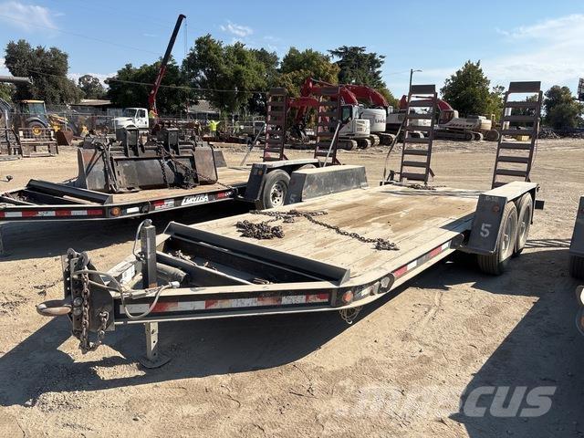 TOWMASTER C10 Autonkuljetusperävaunut