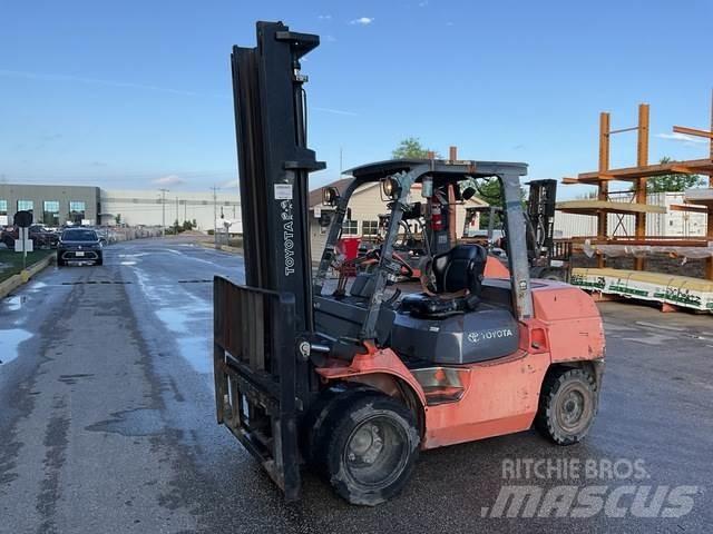 Toyota 7FGKU40 Muut koneet