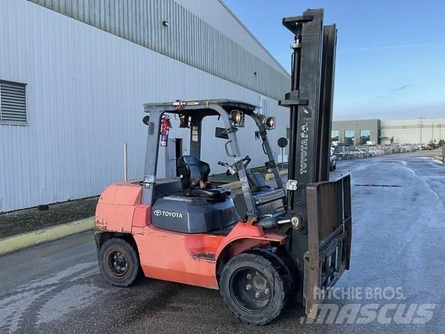 Toyota 7FGKU40 Muut koneet