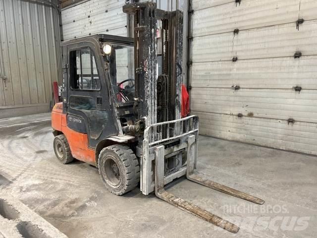 Toyota 7FGU32 Muut koneet