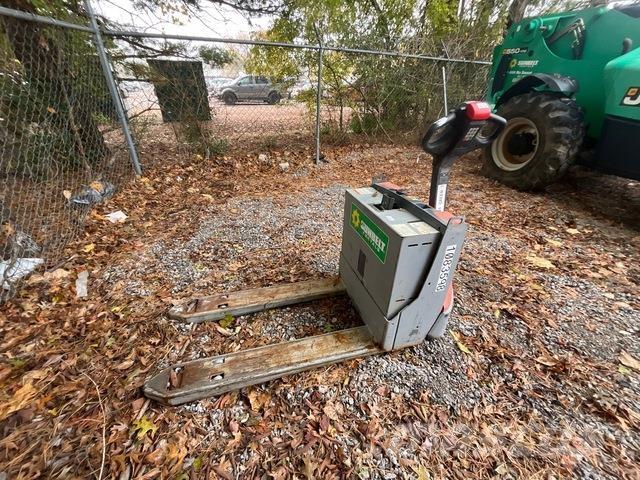 Toyota 8HBW23 Pumppukärryt